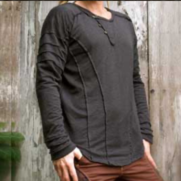 OM Booty Men’s Long Sleeved Shirt - like new - Picture 3 of 11